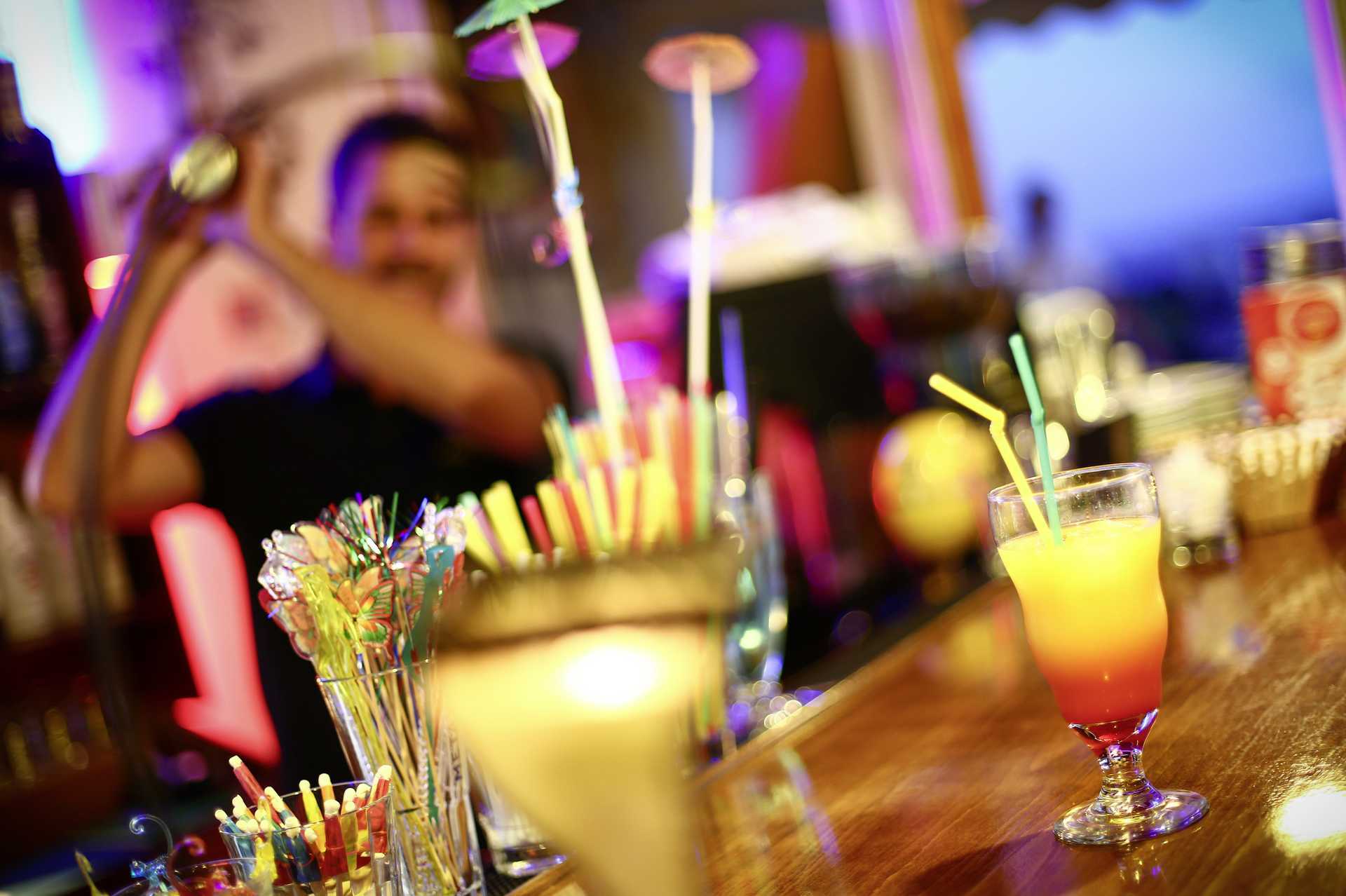 Bar in Hotel Alea in Parga, Griekenland.