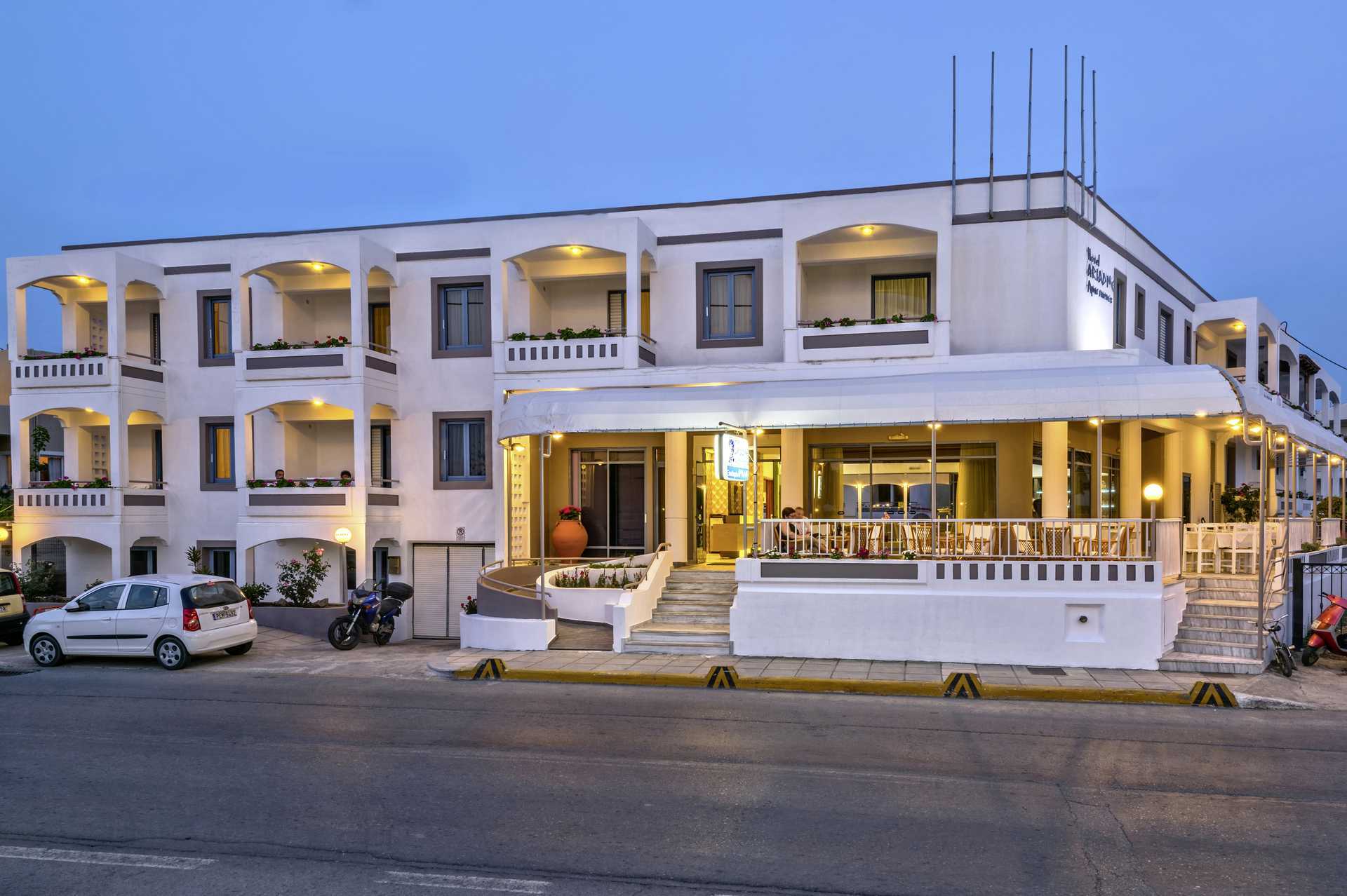 Hotel Ariadne aan de kust van Rethymnon op Kreta, Griekenland.