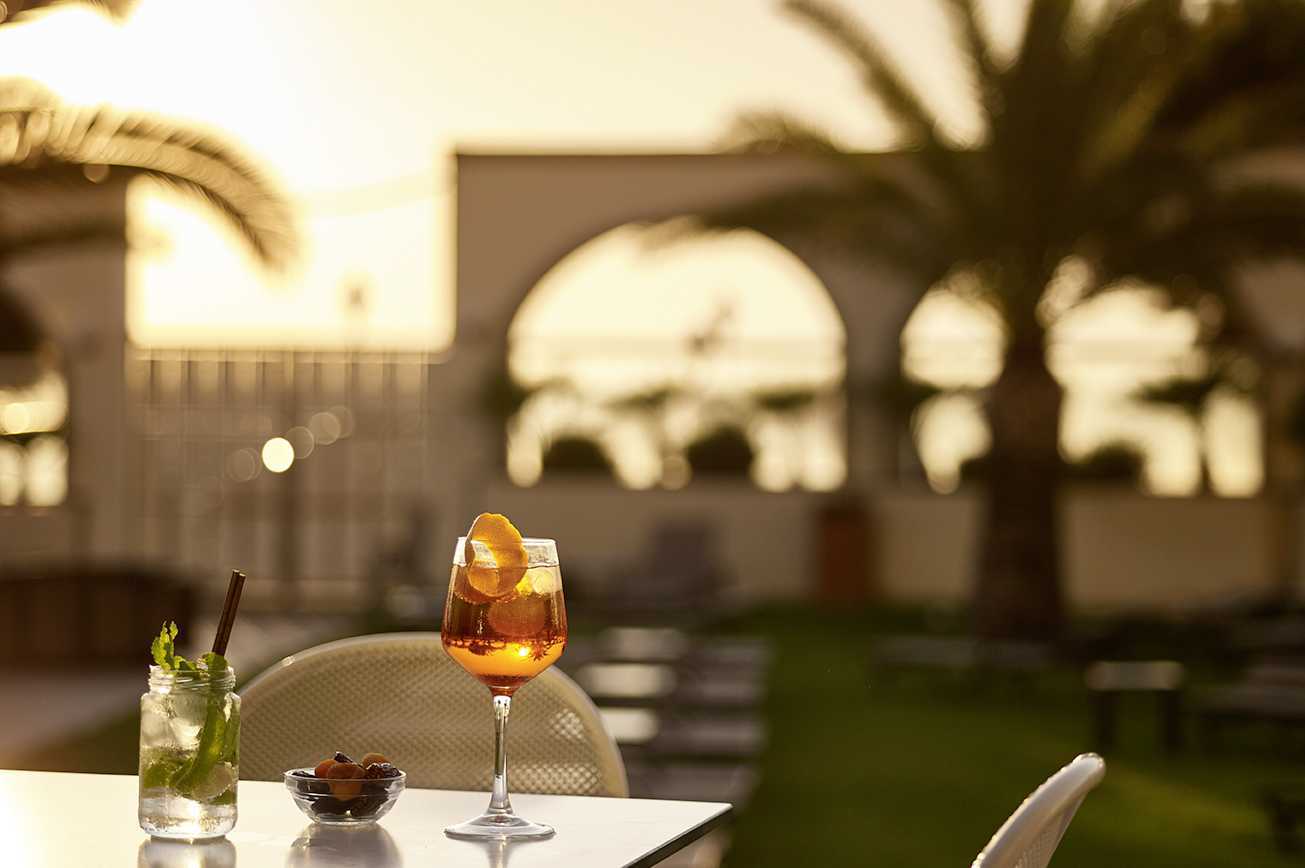 Bar bij hotel Cactus in Rhodos-stad, Griekenland.