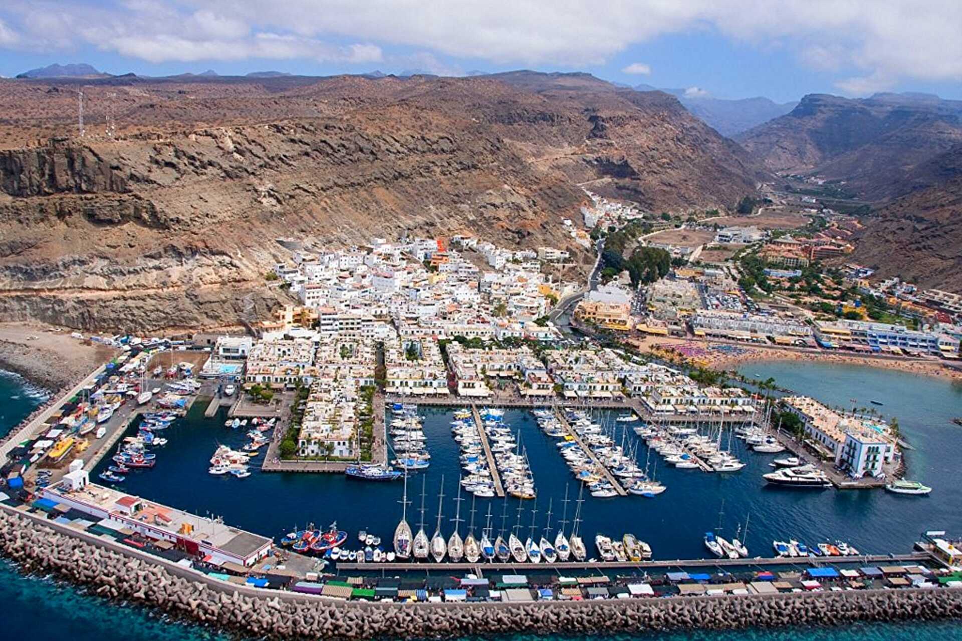 De markt in Arguineguin en boot naar Puerto Mogan
