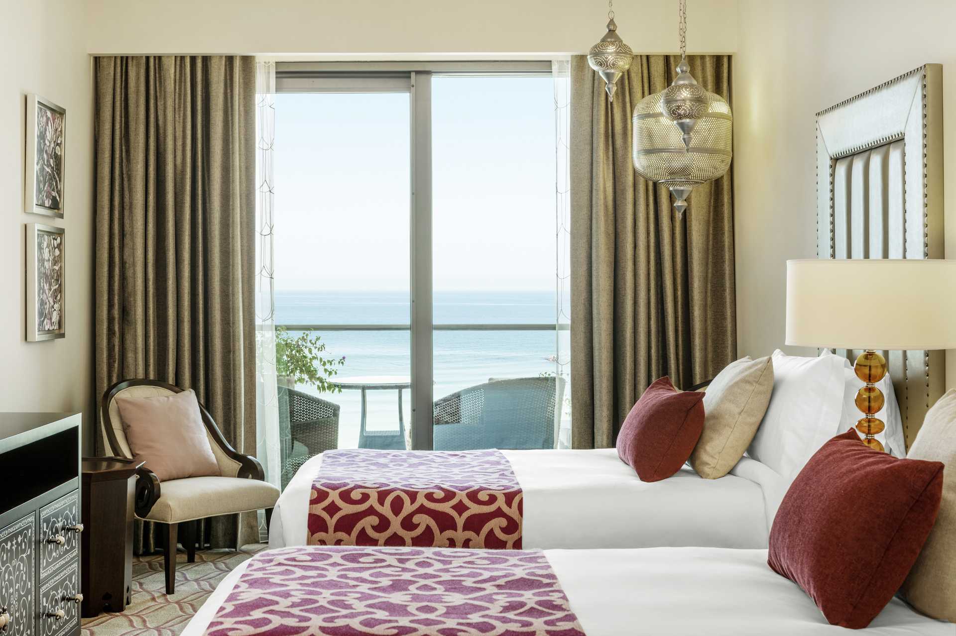 Deluxe kamer in Ajman Saray, a Luxury Collection Resort in Ajman, Verenigde Arabische Emiraten.