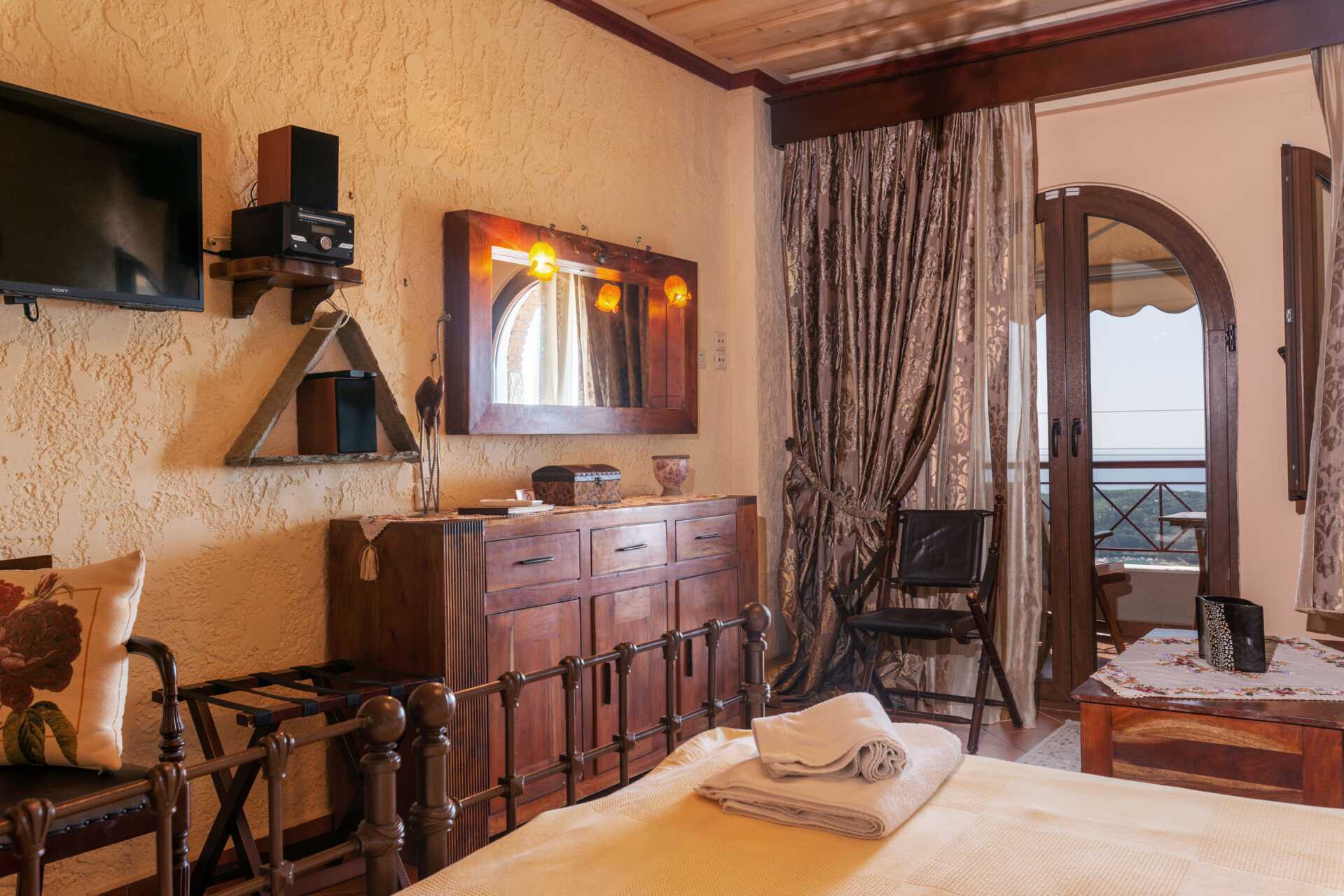 Deluxe suite in Hotel Panorama in Parga, Griekenland.