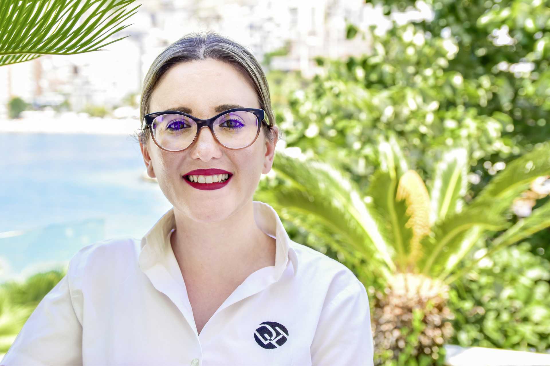 Personeel van hotel Demi in Saranda, Albanië.