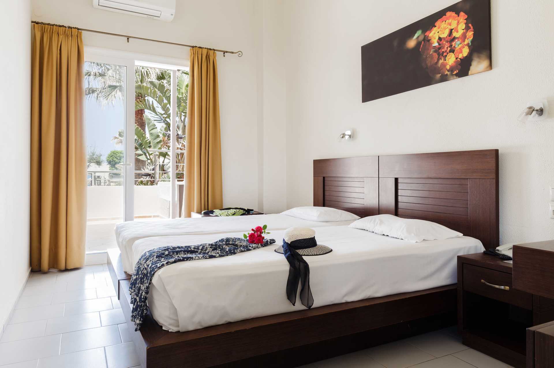 Driekamerappartement in het Ideal Beach hotel op Kreta, Griekenland.