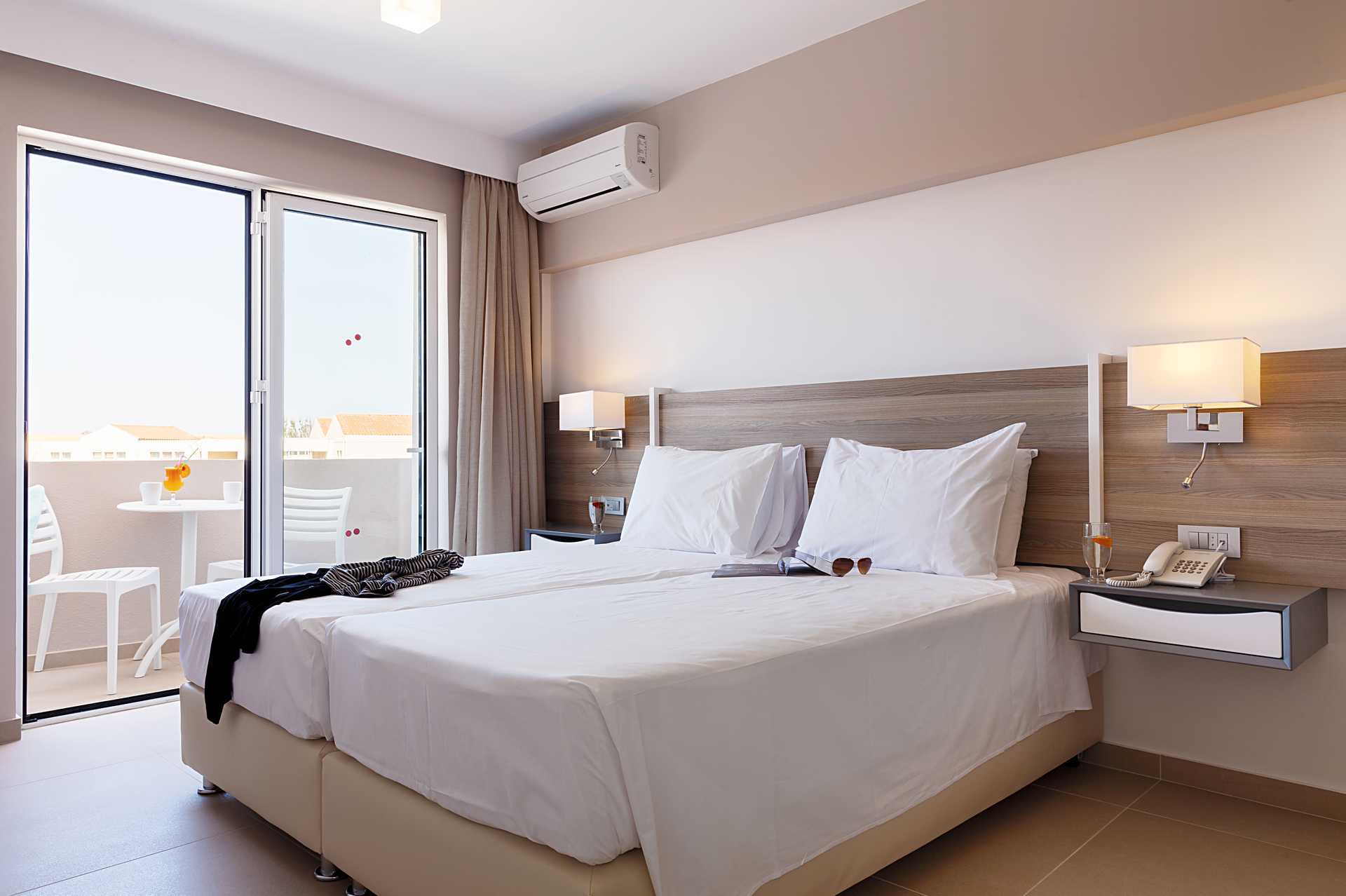 Driekamerappartement in hotel Santa Helena Beach.