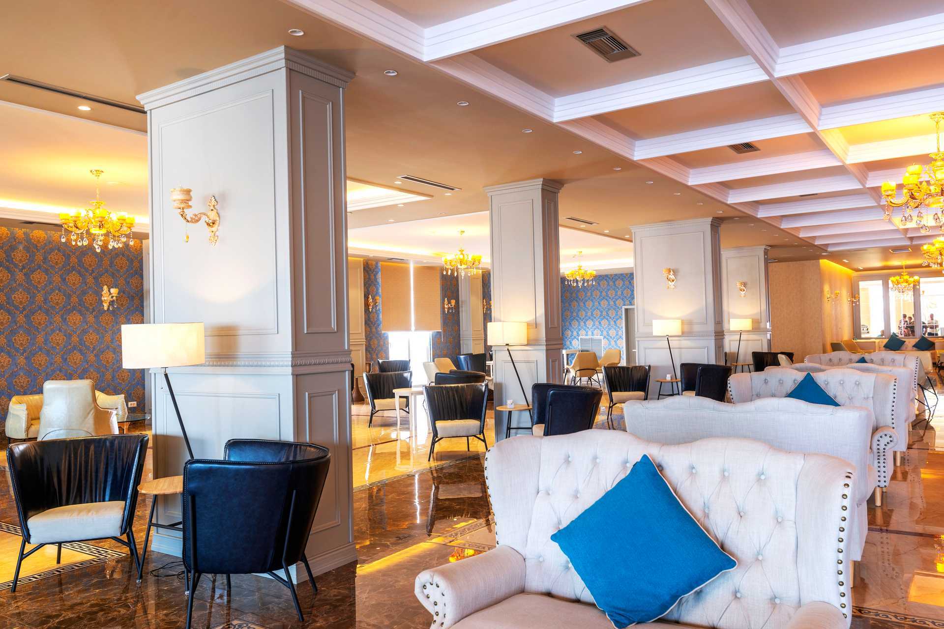 hotel Fafa Grand Blue aan de Rivièra van Durrës in Albanië.