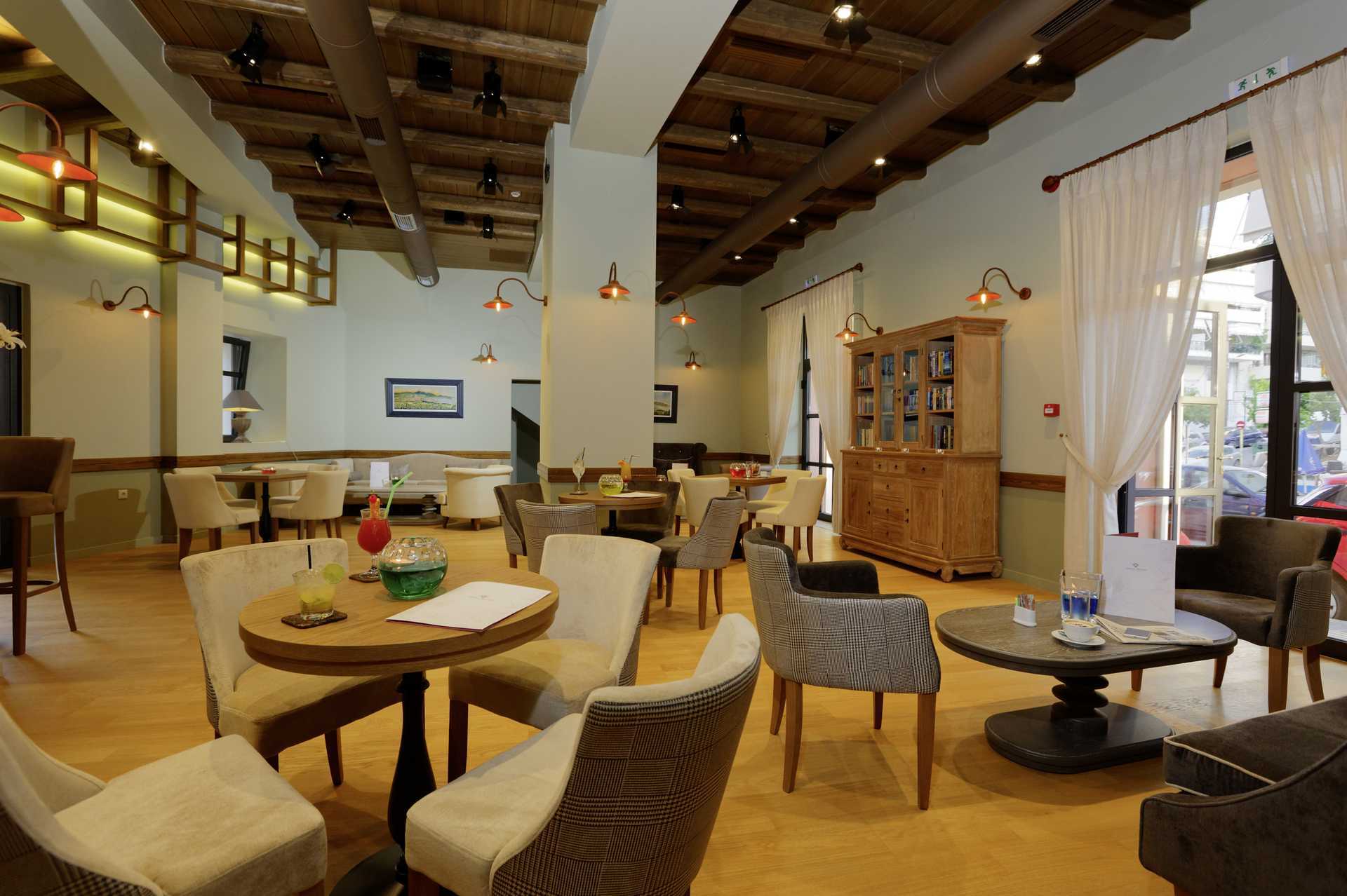 De lobby van het hotel Ionia Suites in Rethymnon op Kreta.