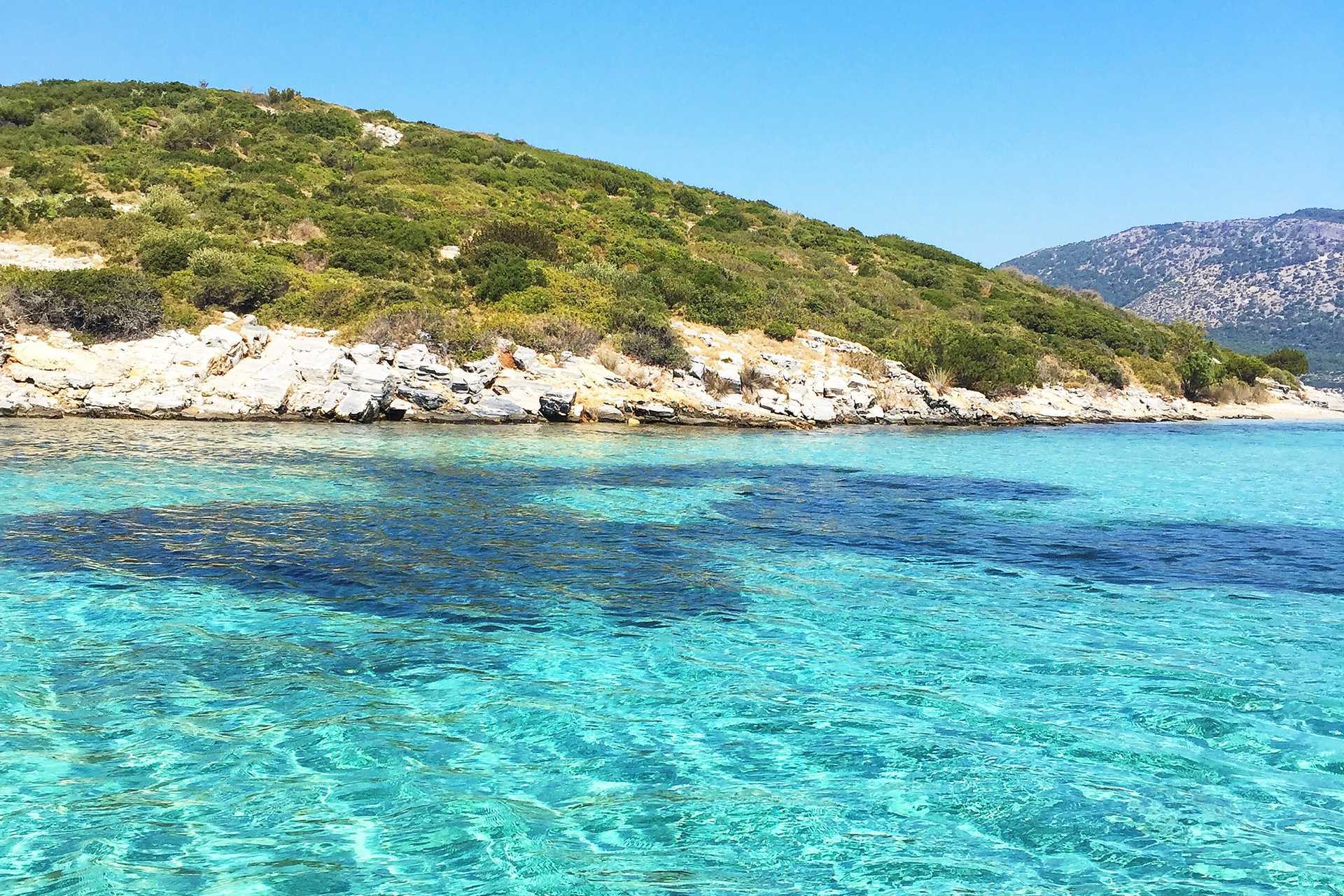 Kristalhelder Kassonisi met transfer