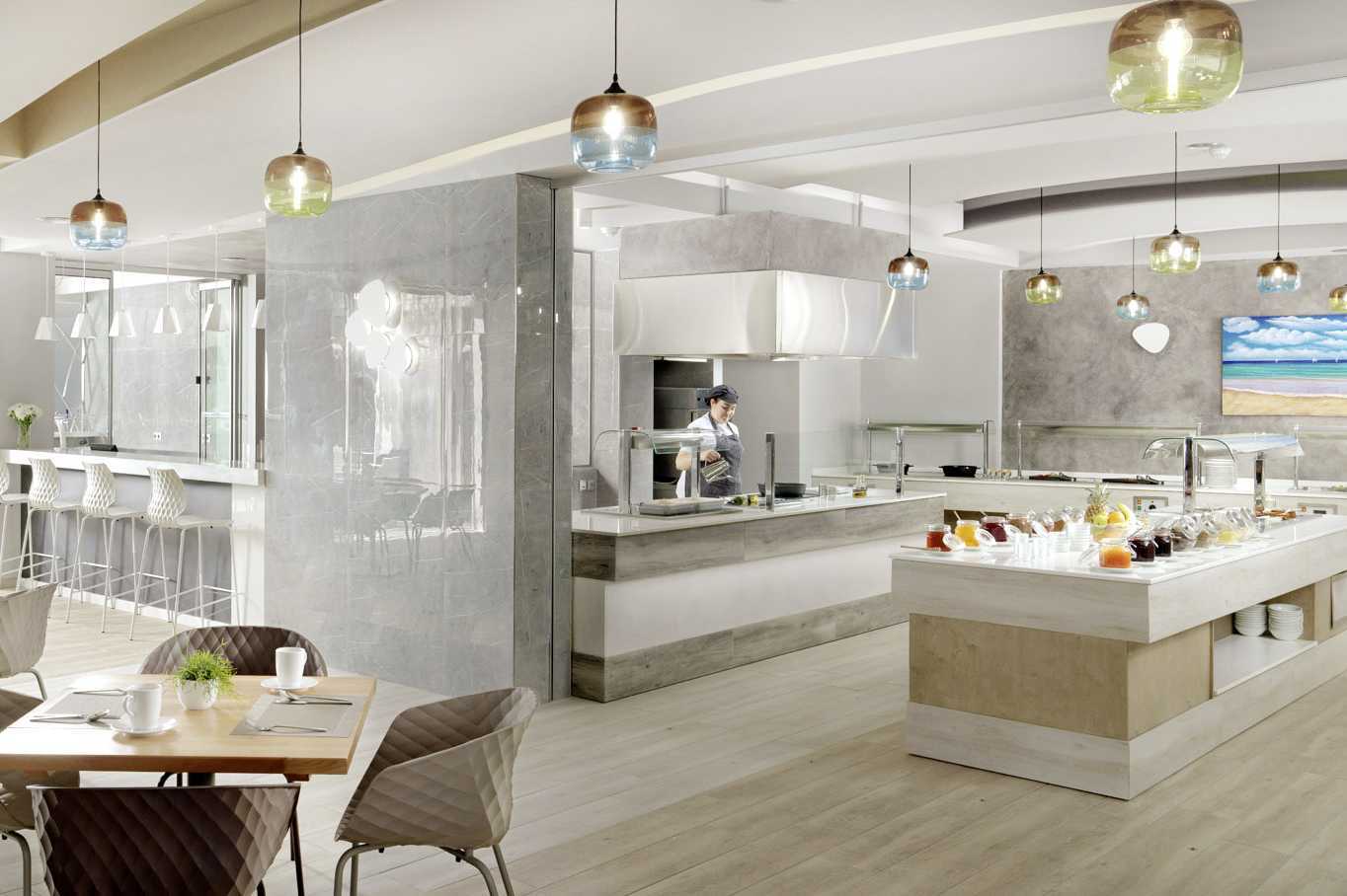 Restaurant in hotel Melrose in de stad Rethymnon op Kreta, Griekenland.