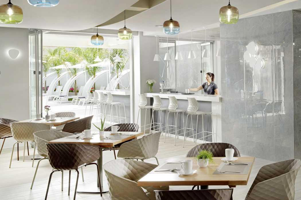 Restaurant in hotel Melrose in de stad Rethymnon op Kreta, Griekenland.