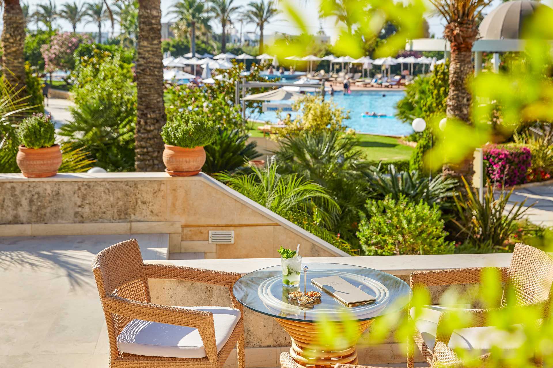 Hotel Minoa Palace resort &amp; Spa in Platanias op Kreta, Griekenland.