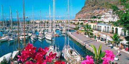 De haven van Puerto de Mogán op Gran Canaria, Spanje.