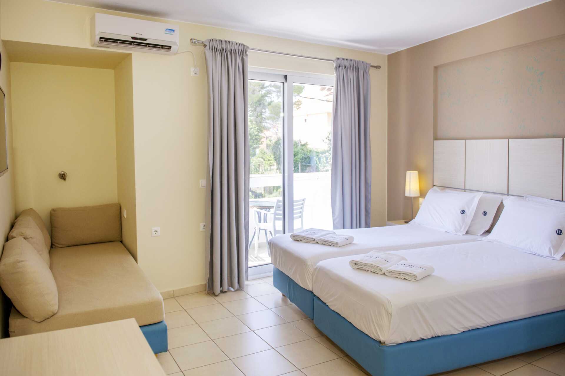 Tweepersoonskamer in hotel Seaview op Lefkas.
