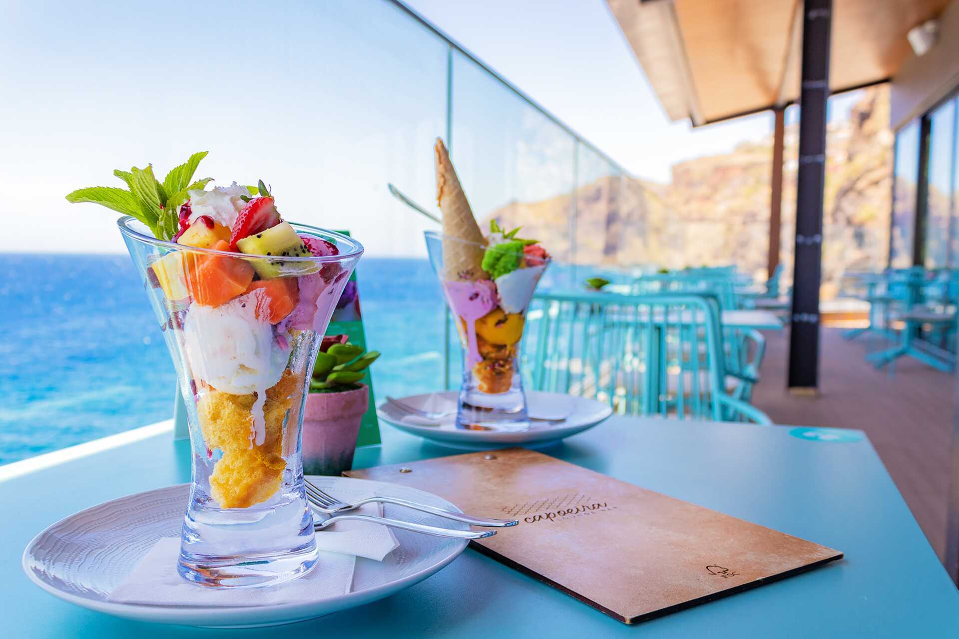 De Capoeira-bar in het Sentido Galomar hotel op Madeira, Portugal.