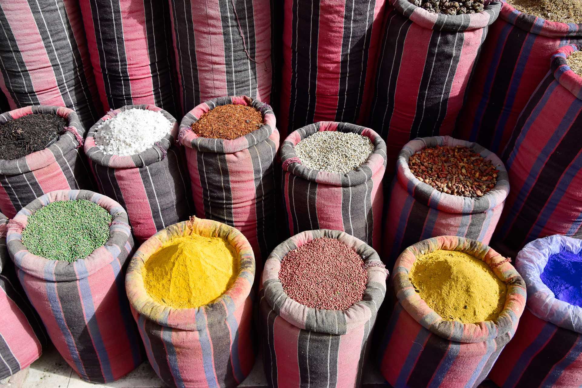 Snuffel op spannende kruidenmarkten in Hurghada.