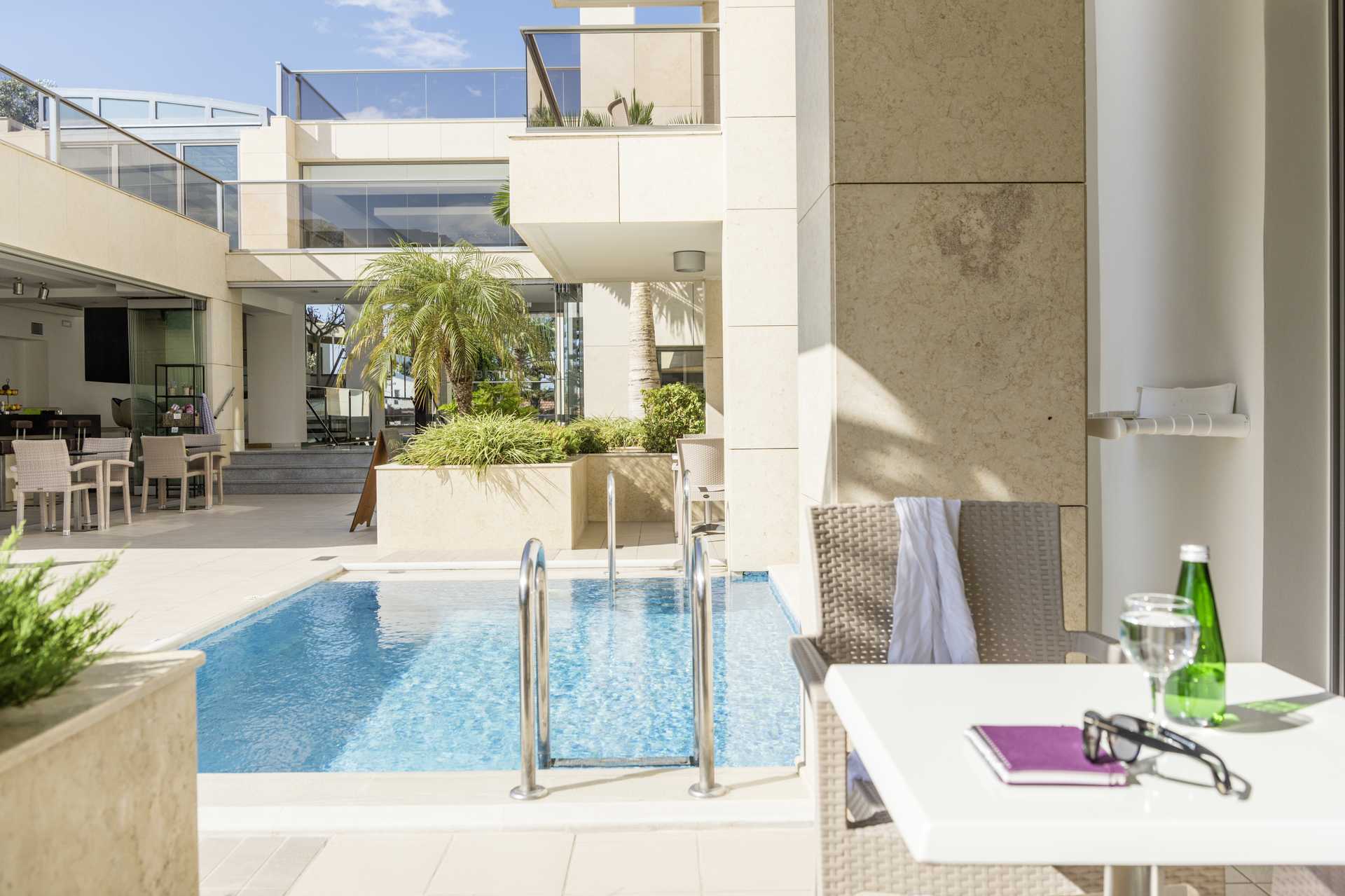Superior studio in hotel Summertime in Platanias op Kreta, Griekenland.