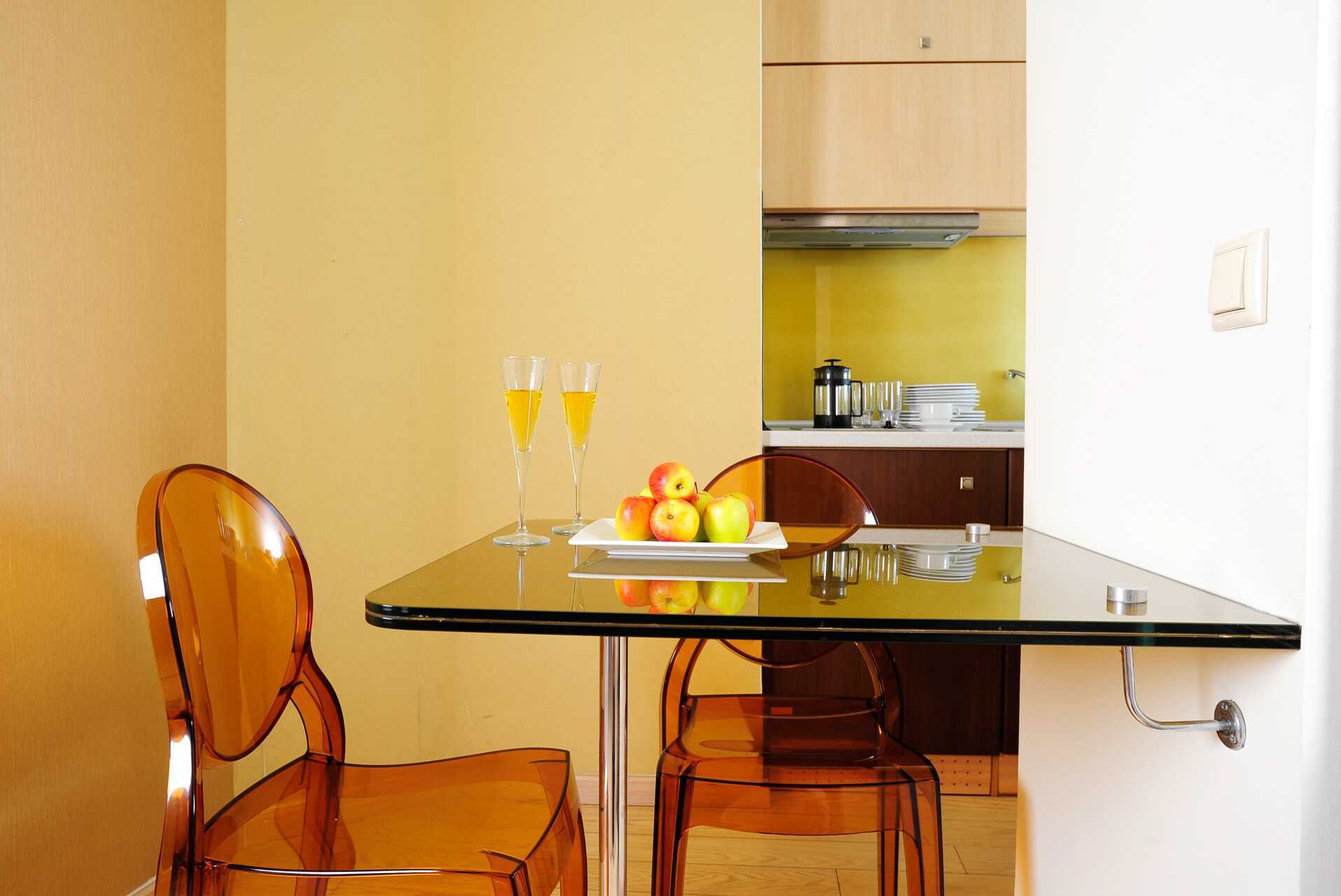 Superior tweekamerappartement in Hotel Steris in de stad Rethymnon op Kreta, Griekenland.