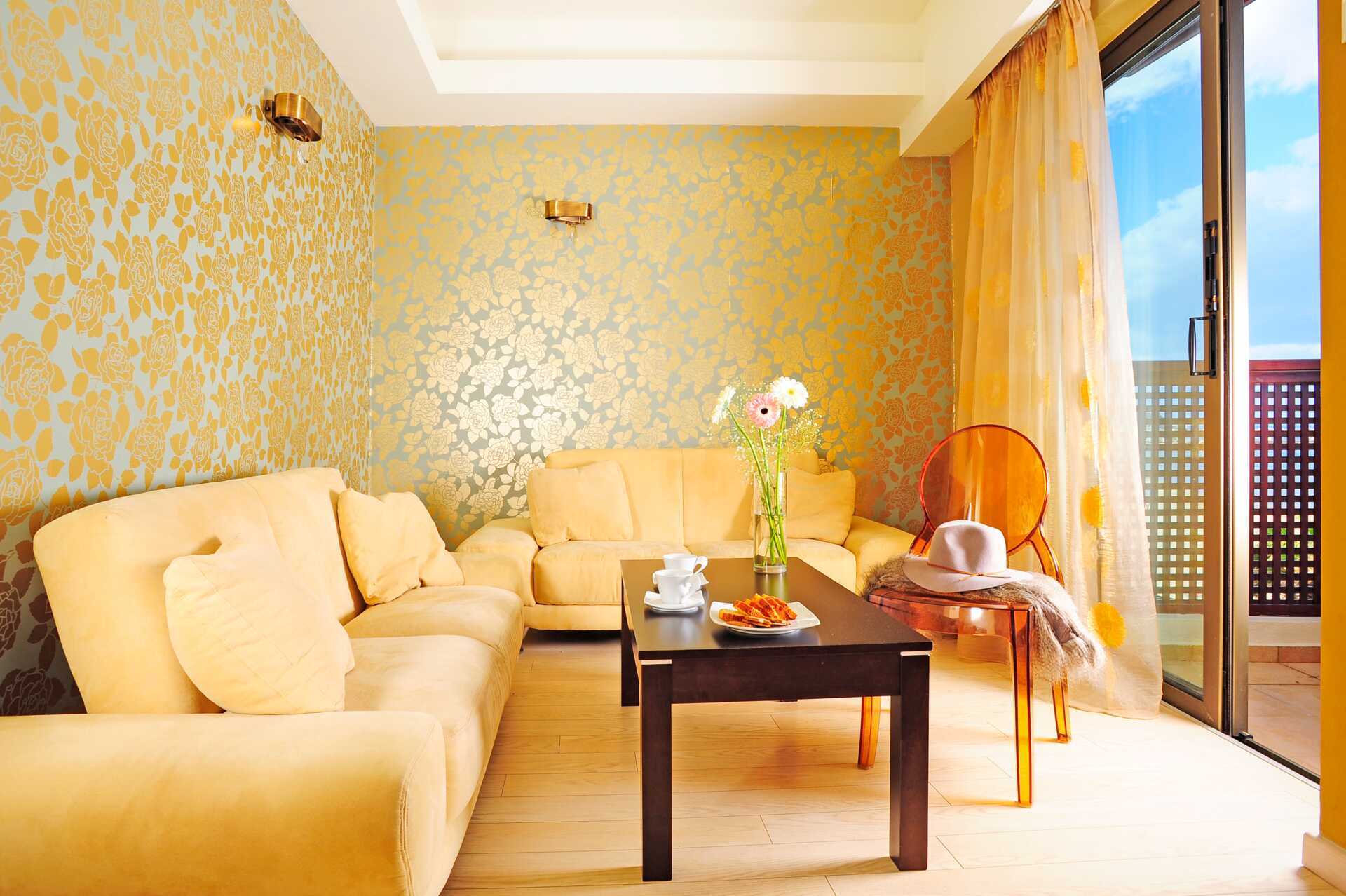 Superior tweekamerappartement in Hotel Steris in de stad Rethymnon op Kreta, Griekenland.