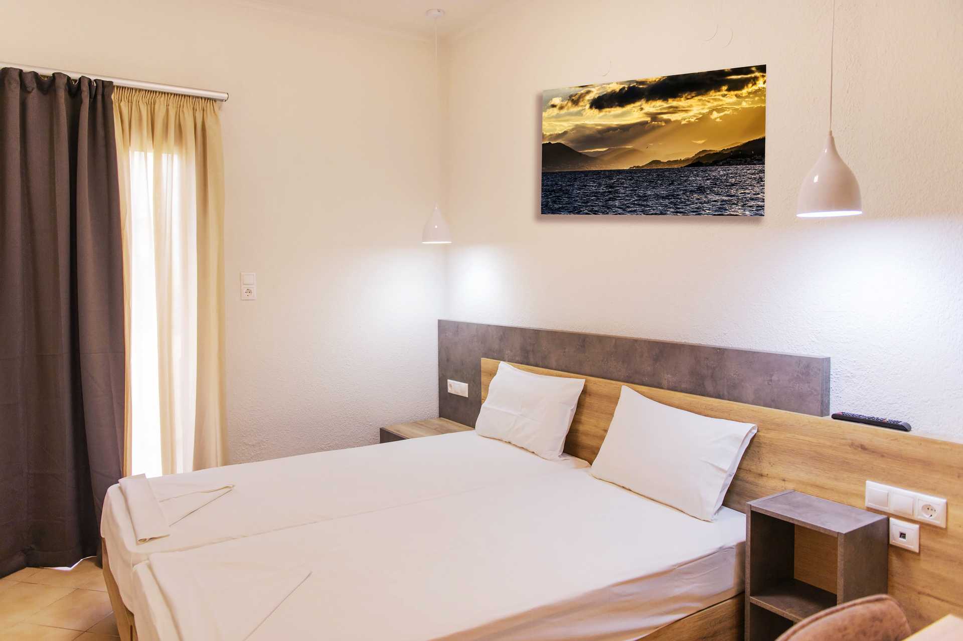 Tweekamerappartement in Hotel Smaragda Beach in Votsalakia op Samos, Griekenland.