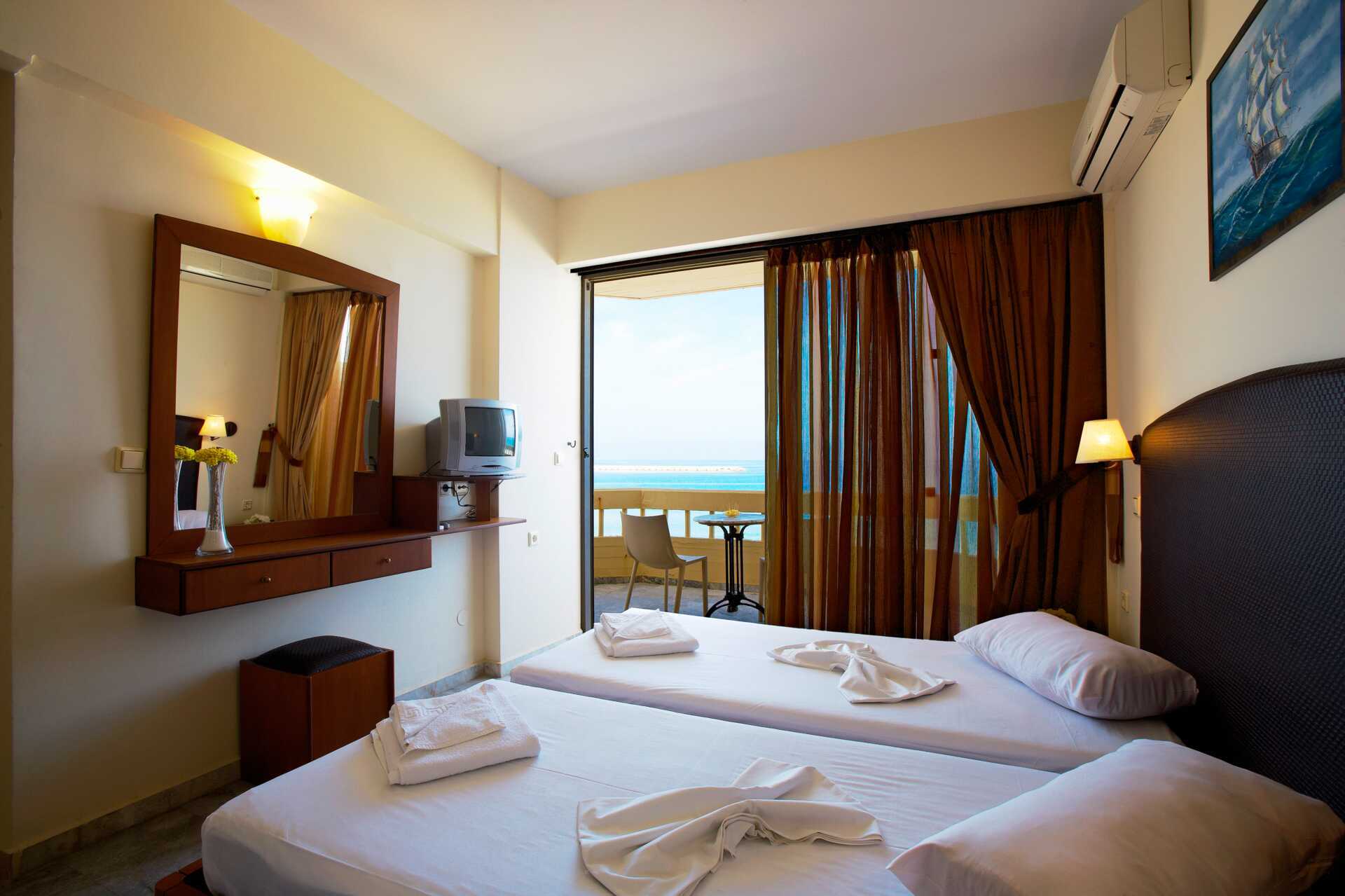 Tweekamerappartement in hotel Theo in Rethymnon, Kreta.