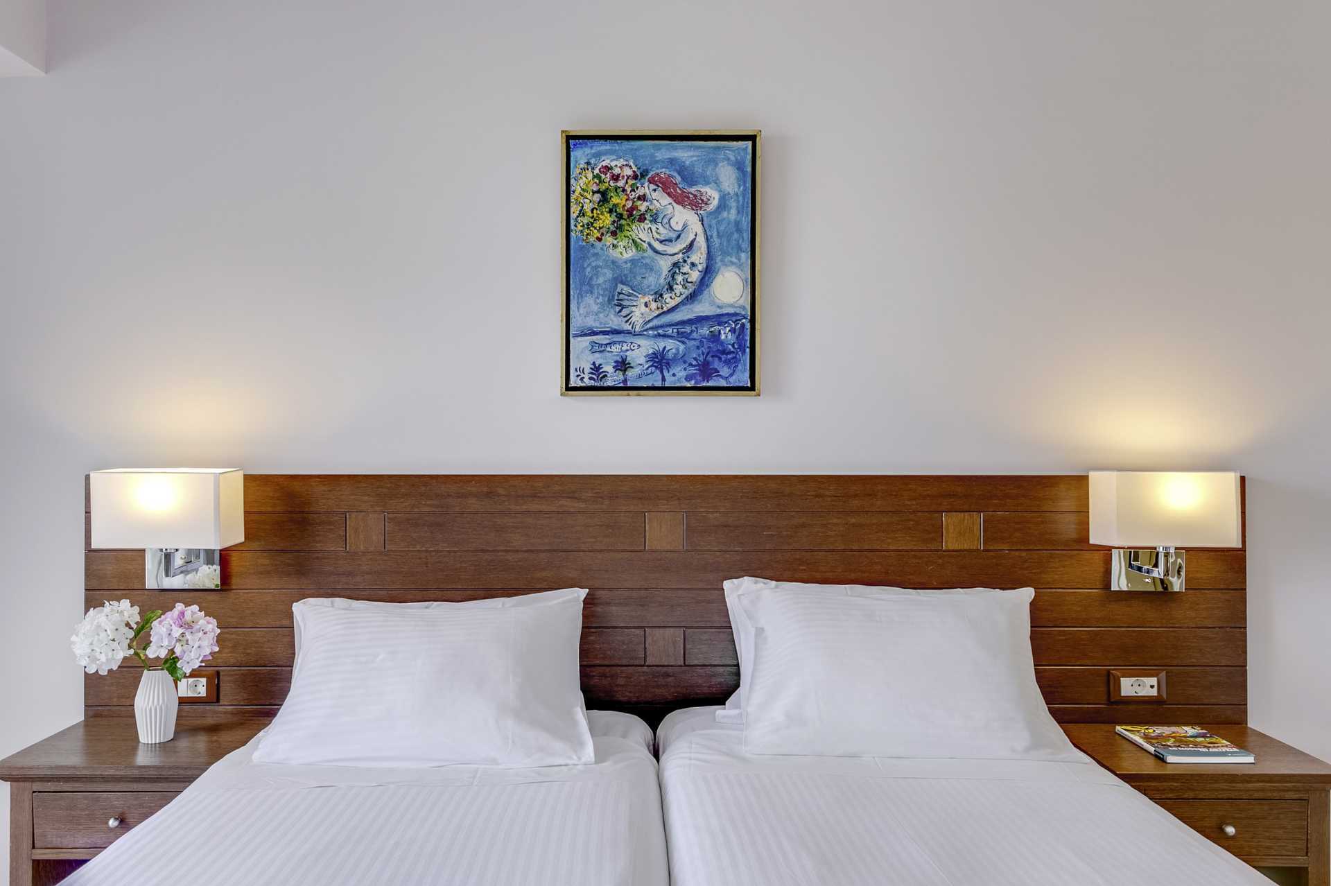 Tweekamerappartement op de eerste verdieping van het Casa di Porto Hotel op Kreta, Griekenland.