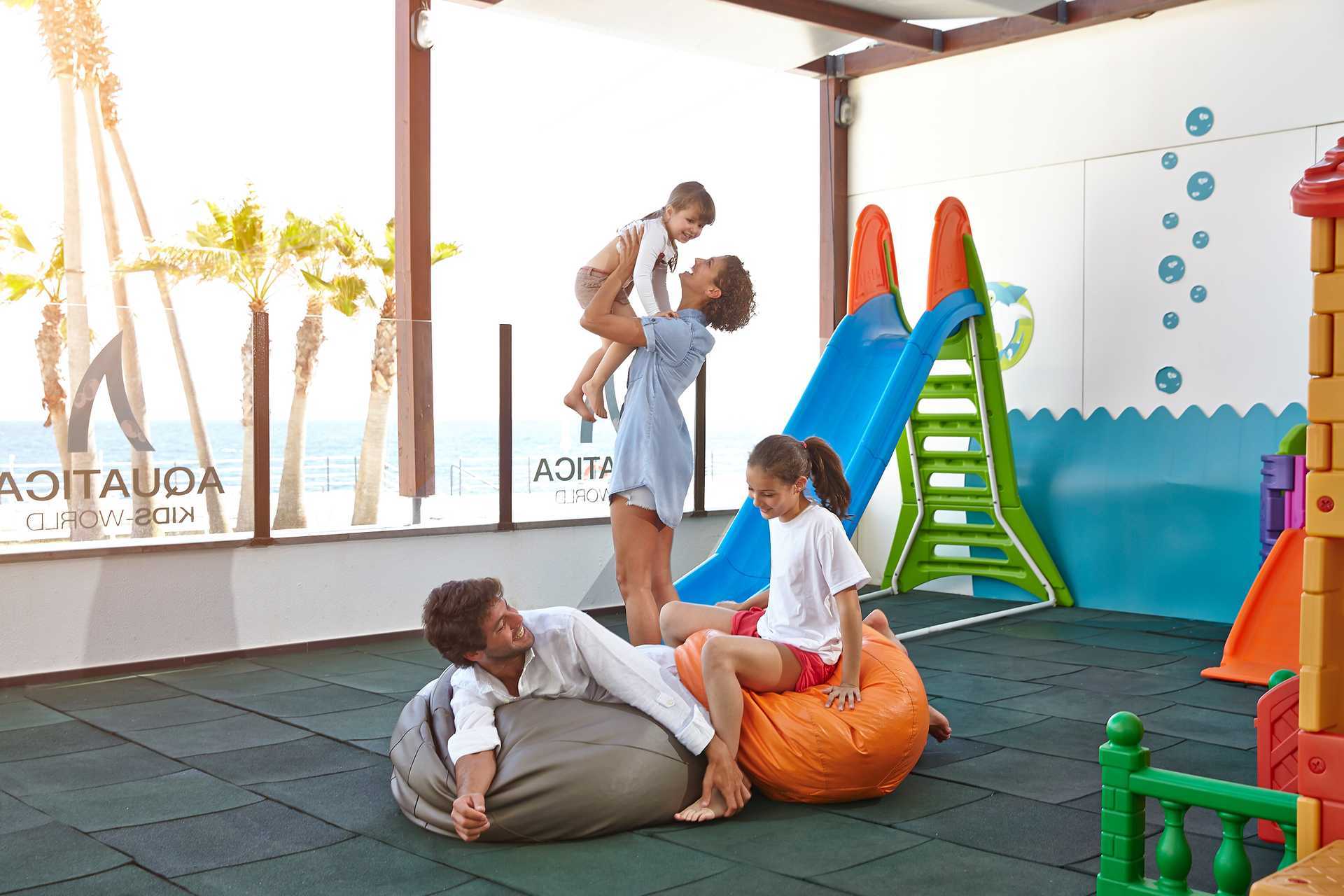 Speelkamer bij VIDAMAR Resorts Madeira, Portugal.