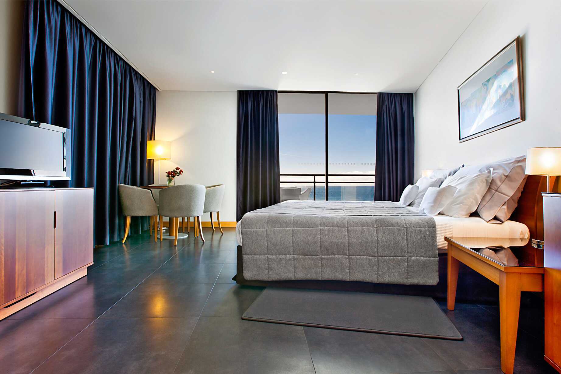 Familiekamer in VIDAMAR Resort Madeira, Funchal.