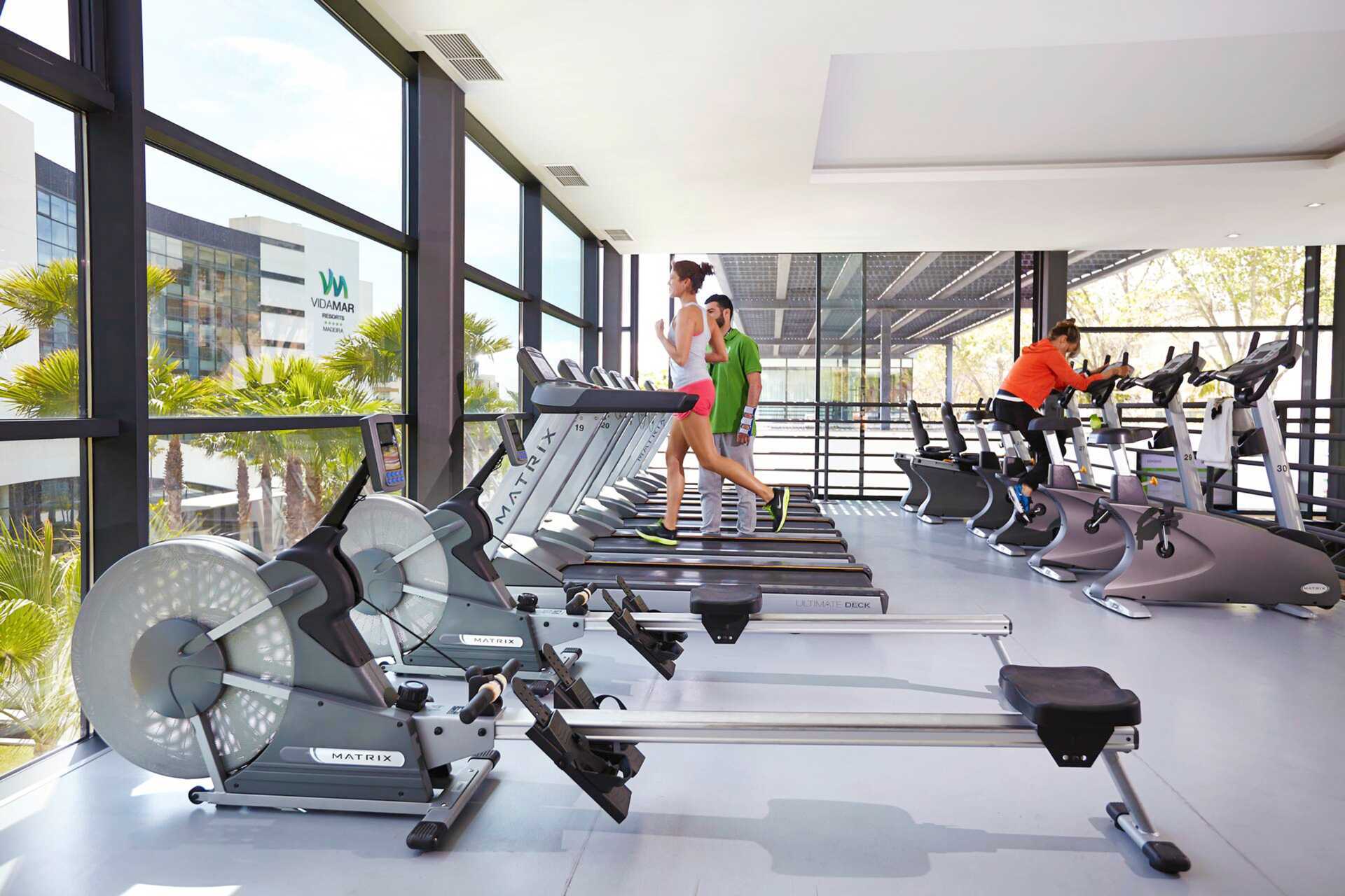 Fitnessruimte bij VIDAMAR Resorts Madeira, Portugal.